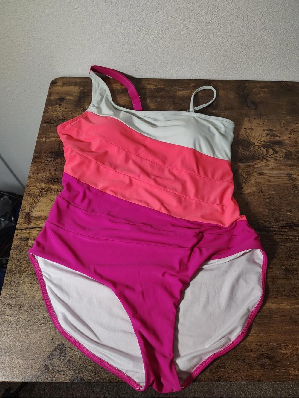 Women's bathing suit Swim One Piece colorblock pink white Sz XL Beach Vacation